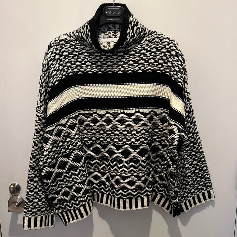 Monochrome Patterned Sweater